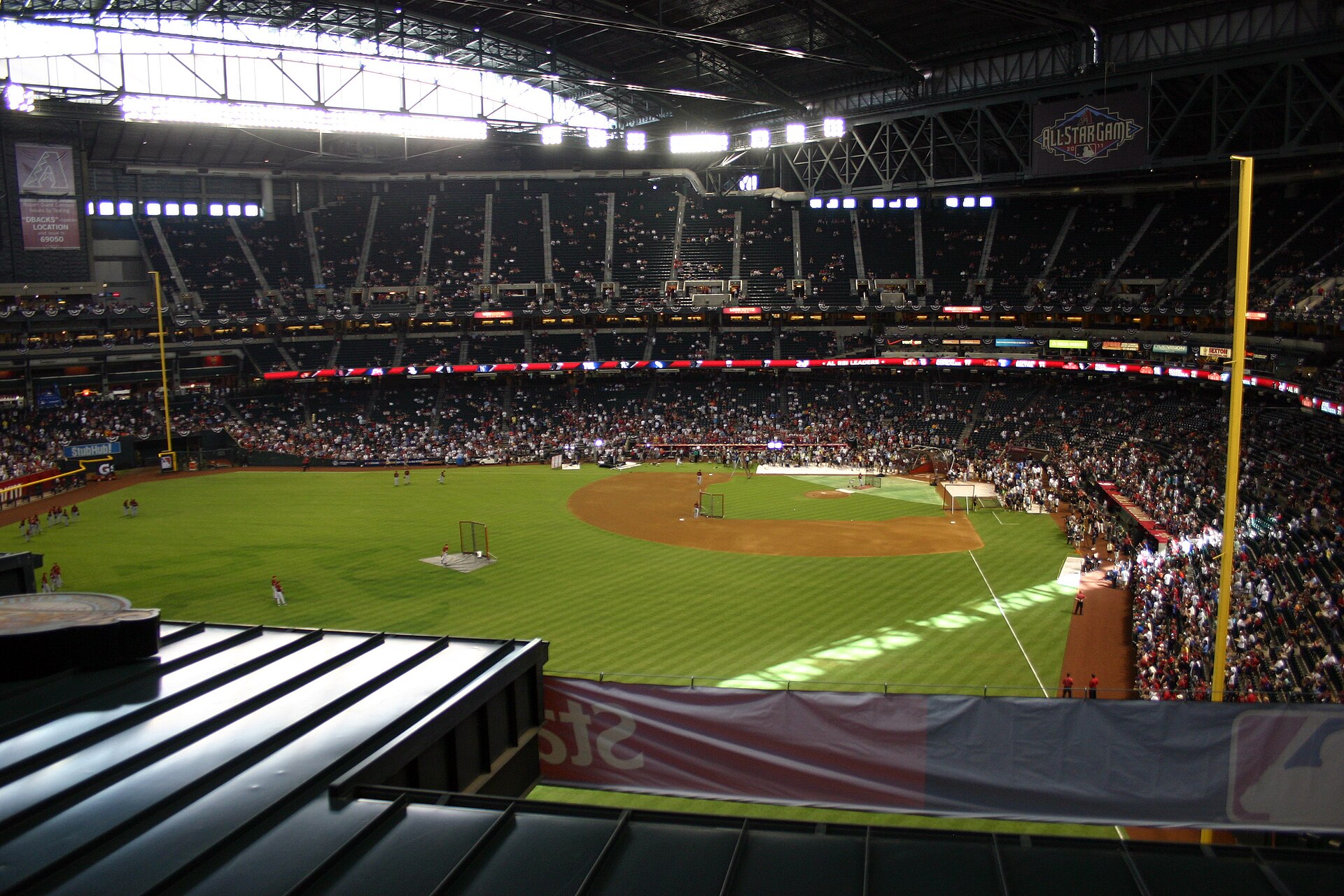 The Yankees Scored Four Or More In 7 Of Their Last 10, And Their Team Total At Chase Field Is 3.5