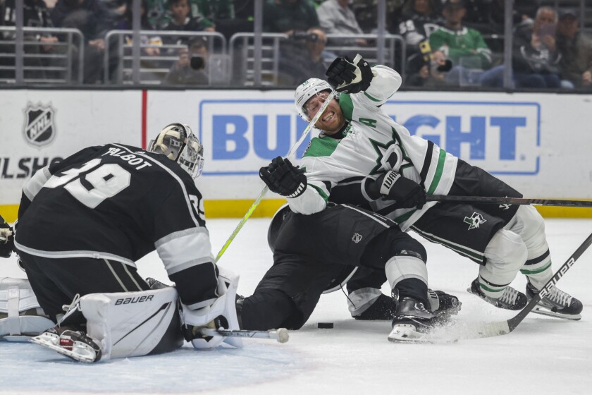LA Kings vs Dallas Stars under 5.5 NHL betting pick December 15 2025 expert analysis Darcy Kuemper Jake Oettinger American Airlines Center Western Conference